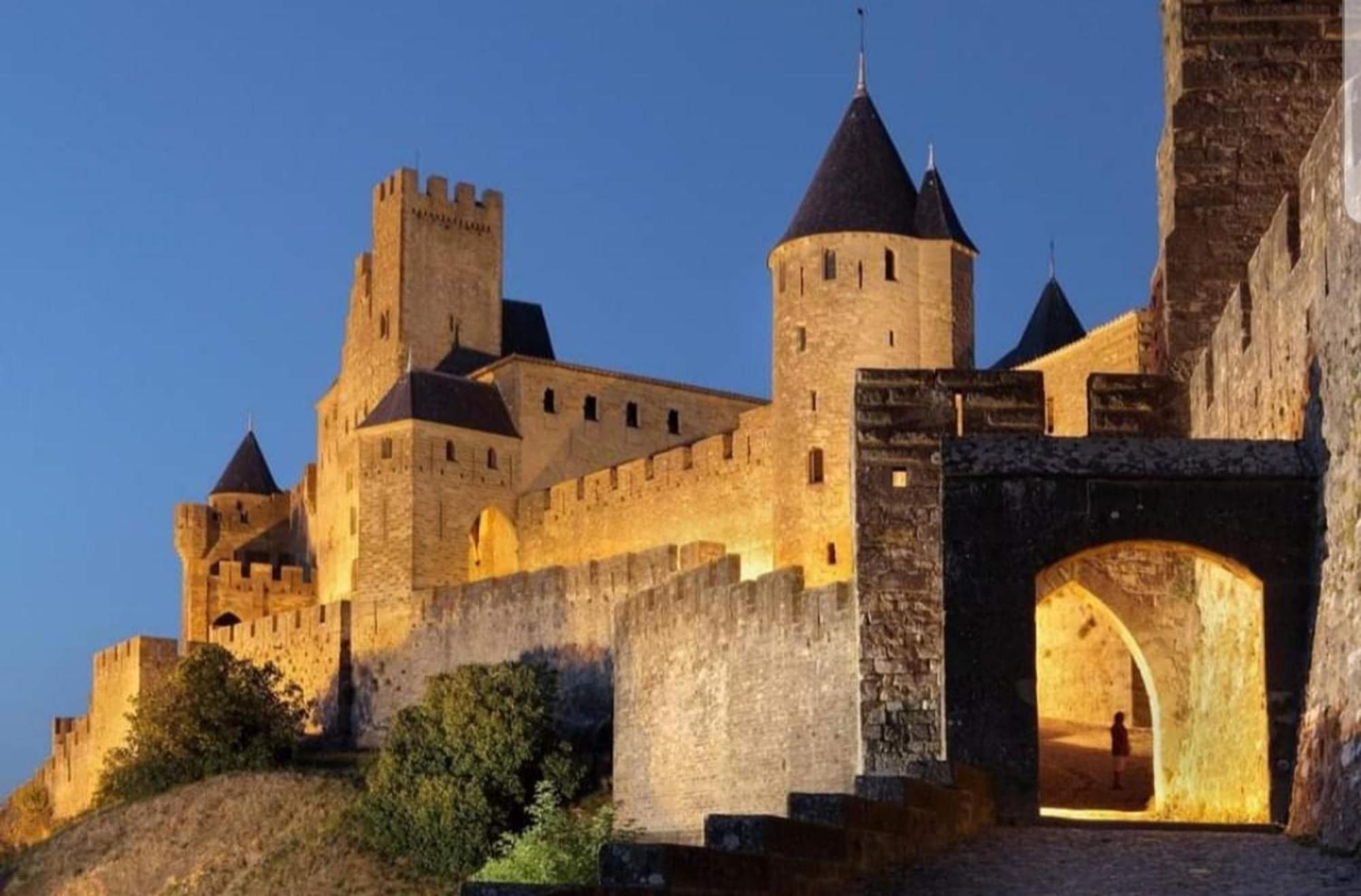 Villa Elegante A Carcassonne Avec Jardin Et Jacuzzi Экстерьер фото