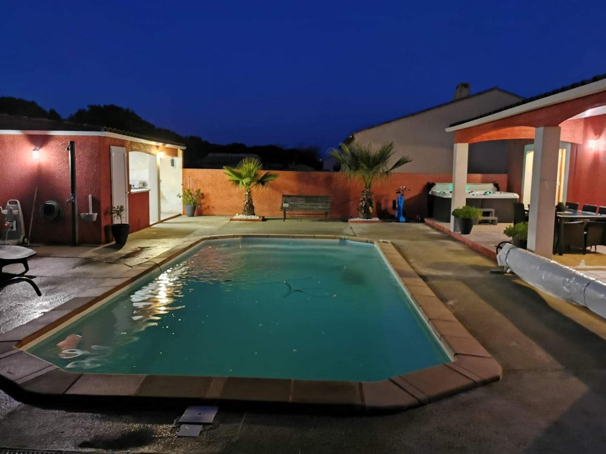 Villa Elegante A Carcassonne Avec Jardin Et Jacuzzi Экстерьер фото
